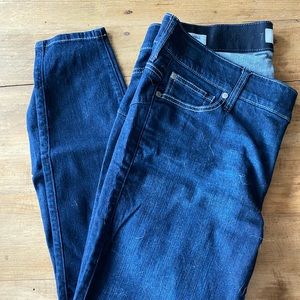 Like new bombshell skinny Torrid Jeans